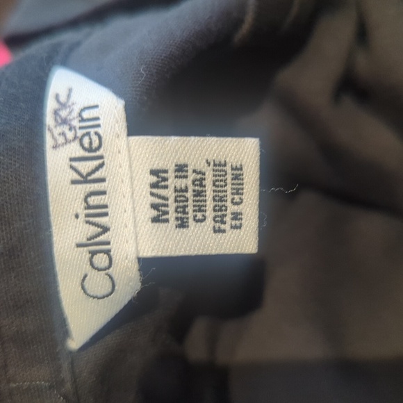 Men's Calvin Klein Classic Black Men's T-Shirt - Size Medium Great Condition - Picture 6 of 6